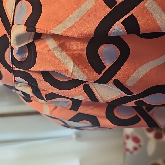 Crown and Ivy Chic Pink and Black Patterned Blouse - Picture 8 of 12